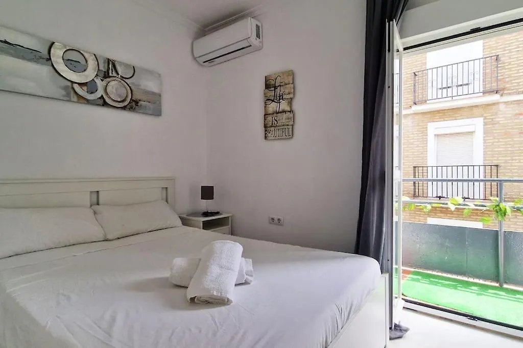 Apartamento Luminoso Apartamento Centro Triana Sevilla España