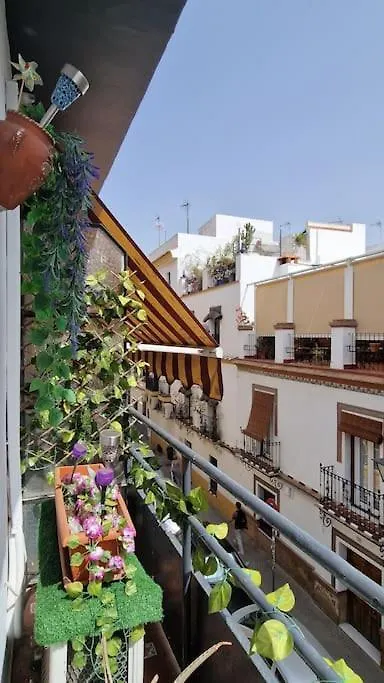 Apartamento Luminoso Apartamento Centro Triana Sevilla España
