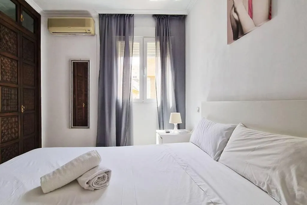 Apartamento Luminoso Apartamento Centro Triana Sevilla
