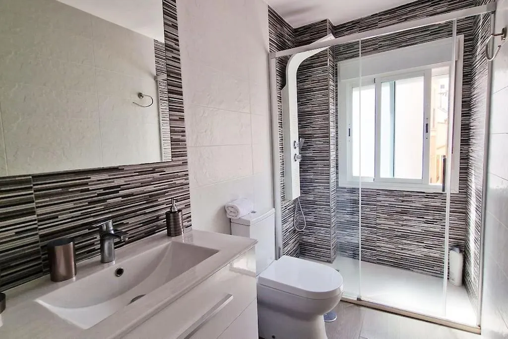 Apartamento Luminoso Apartamento Centro Triana Sevilla España